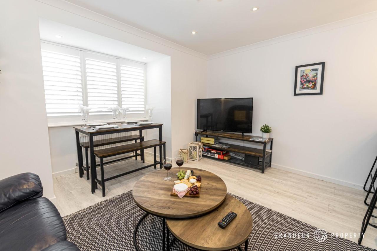 Driftwood By Grandeur Property ボーンマス エクステリア 写真